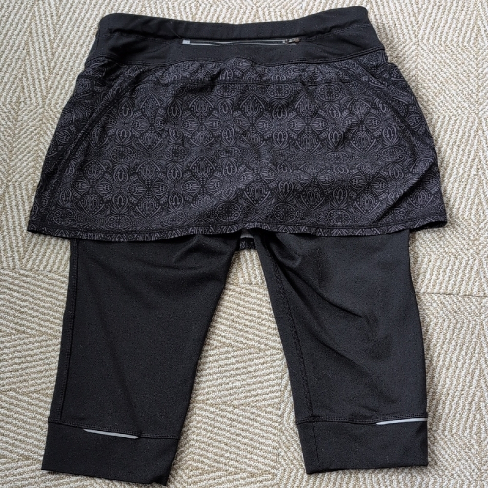 Athleta Black Skirted Capri Leggings Skort Yoga Dance Modest Swim Bottoms Sz M - Picture 5 of 7